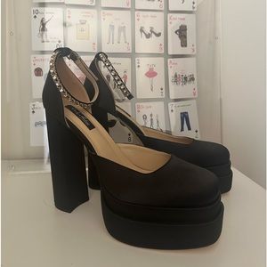 Platform Heels Steve Madden And Versace look alikes